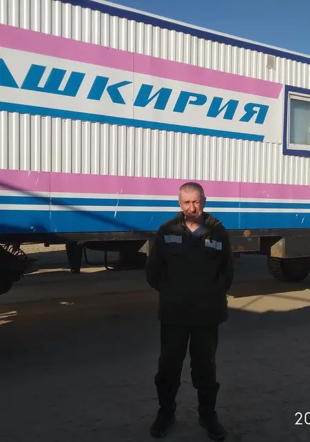 Александр из Кумертау, мне 55, познакомлюсь на одну ночь