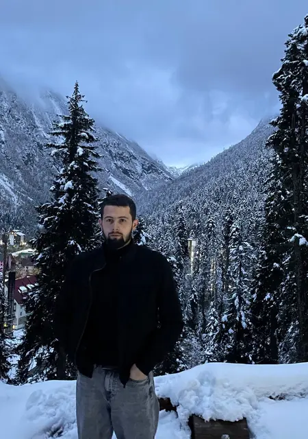 Мурат из Электростали, мне 26, познакомлюсь для приятного времяпровождения