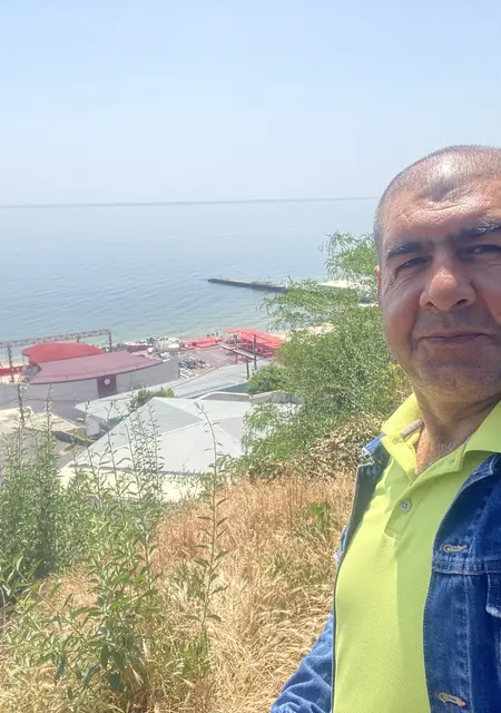 Mehmet из Одессы, мне 51, познакомлюсь