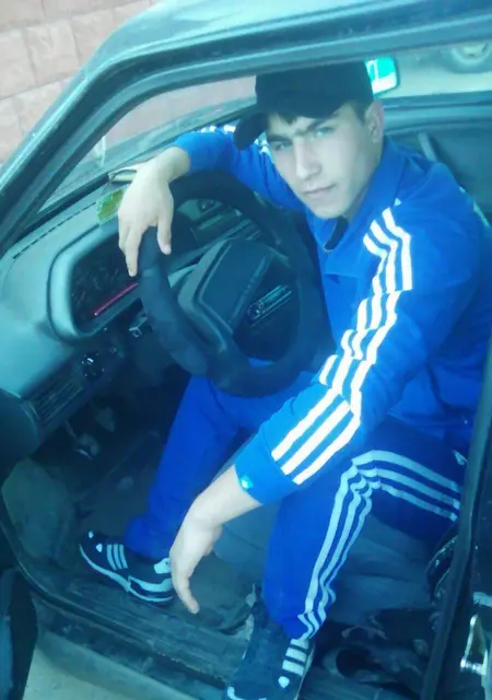 Евгений из Бугуруслана, мне 27, познакомлюсь без обязательств