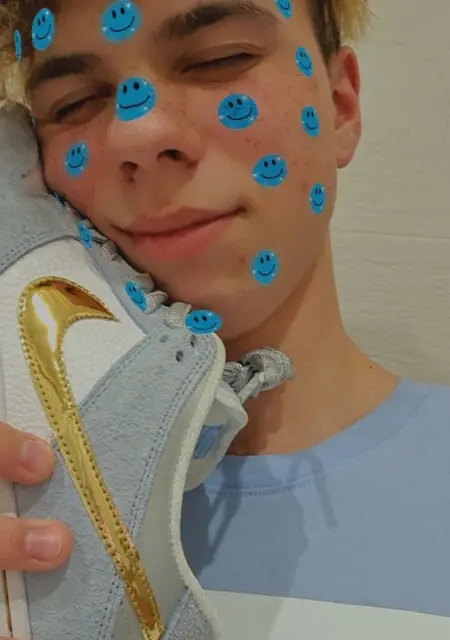 Никита из Тольятти, ищу на сайте постоянные отношения