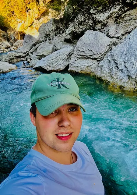 Я Дмитрий, 29, из Майкопа, ищу знакомства без обязательств