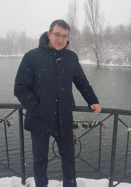 Владимир из Севастополя, ищу на сайте знакомства на одну ночь