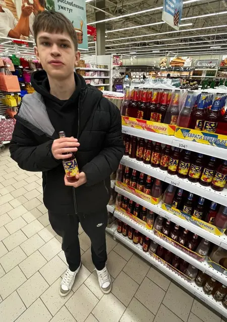 Я Роман, 18, знакомлюсь для приятного времяпровождения в Ростове-на-Дону