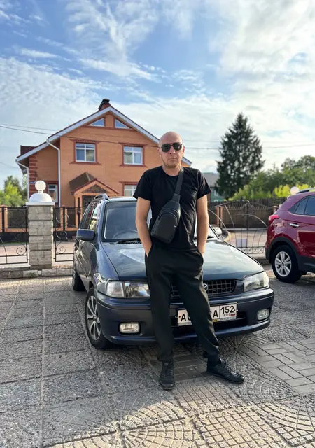 Я Антон, 39, из Тихвина, ищу знакомство для приятного времяпровождения