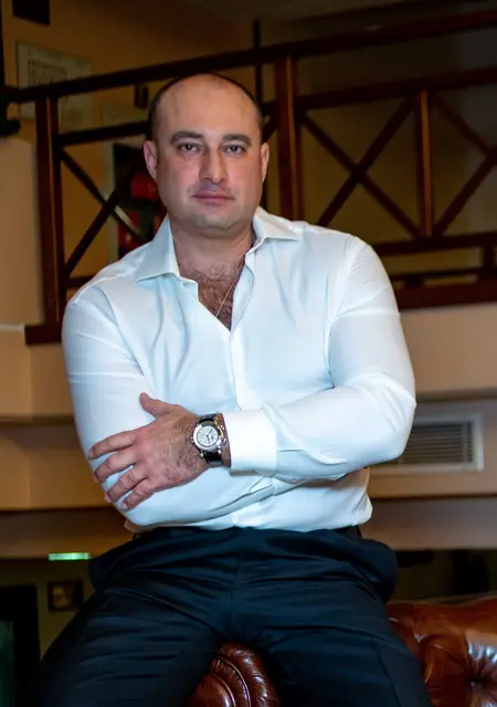 Я Алекс, 40, знакомлюсь на одну ночь в Щелково