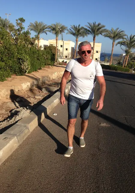 Я Марк, 62, из Одессы, ищу знакомства без обязательств