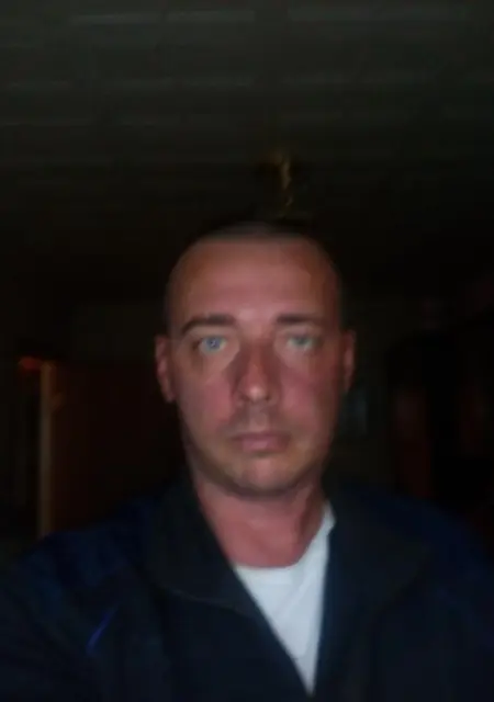 Я Владимир, 47, из Магнитогорска, ищу знакомства без обязательств