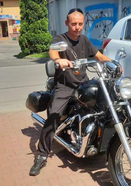 Я Сергей, 40, из Винницы, ищу знакомства без обязательств