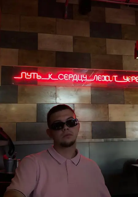 Я Hapka, 21, знакомлюсь на одну ночь в Уфе