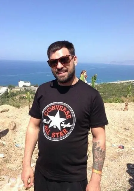 Михаил из Киришей, ищу на сайте знакомства на одну ночь