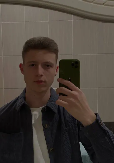 Я Эмик, 21, знакомлюсь на одну ночь в Феодосии