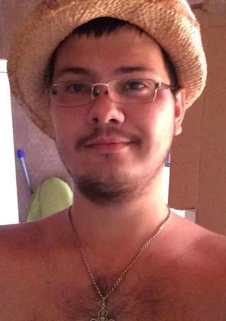 Олег из Домодедова, мне 33, познакомлюсь для дружбы