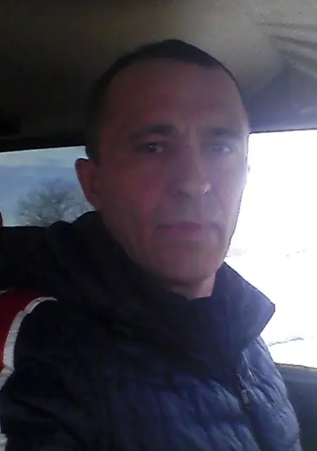 Алекс из Ангарска, ищу на сайте знакомства без обязательств