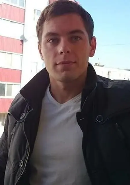 Я Александр, 37, из Невьянска, ищу знакомства на одну ночь