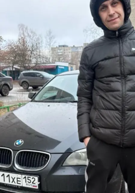 Илюшка из Дзержинска, ищу на сайте знакомства на одну ночь