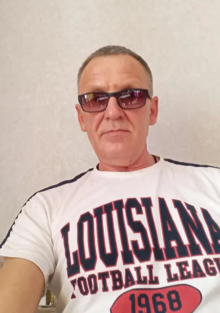 Александр из Находки, мне 56, познакомлюсь без обязательств