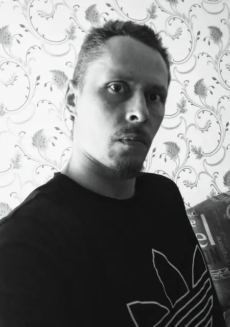 Artem из Первоуральска, ищу на сайте общение