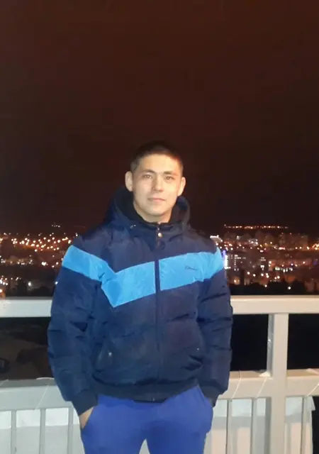 Я Ivan, 29, из Ханты-Мансийска, ищу знакомства на одну ночь