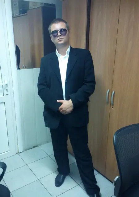 Я Миша, 31, из Людинова, ищу знакомства на одну ночь