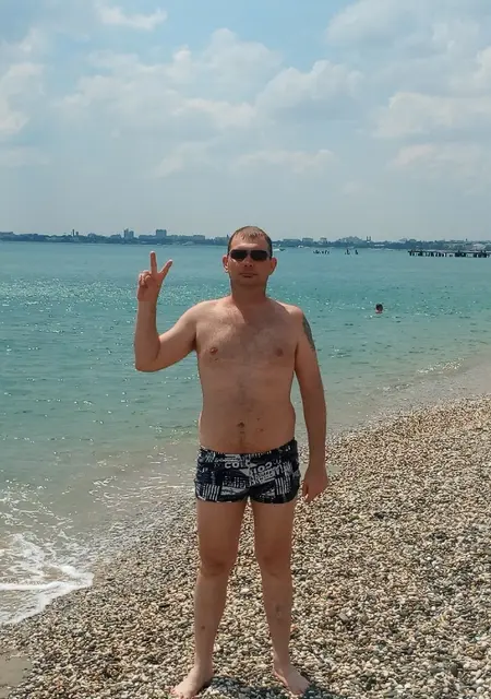 Я Роман, 45, из Евпатории, ищу знакомство для постоянных отношений