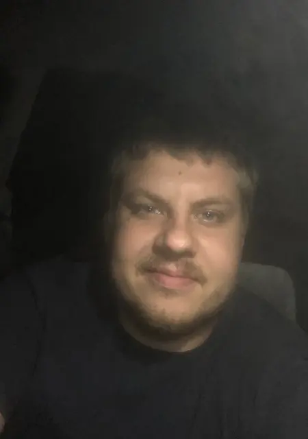 Дмитрий из Белой Калитвы, мне 33, познакомлюсь на одну ночь