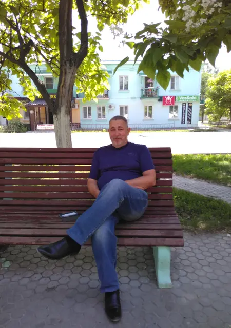 Александр из Сызрани, ищу на сайте приятное времяпровождение