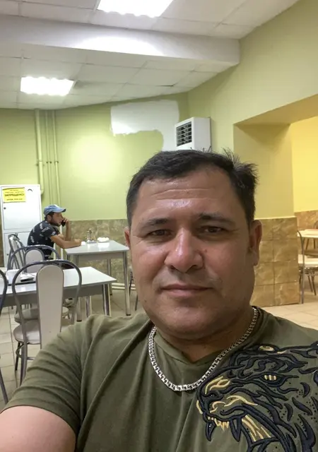 Раман из Казани, мне 45, познакомлюсь для постоянных отношений