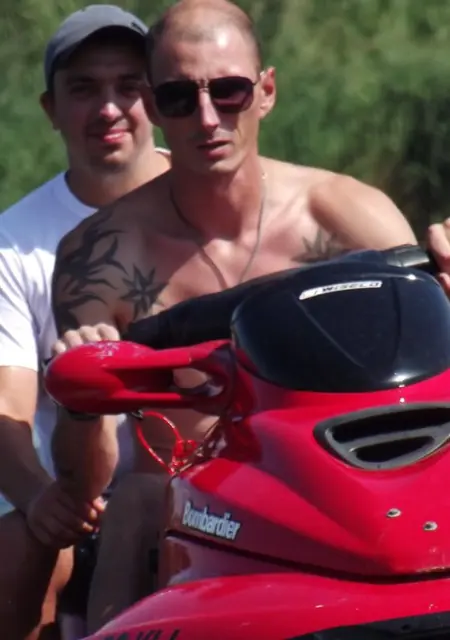 Егор из Набережных Челнов, мне 41, познакомлюсь для постоянных отношений