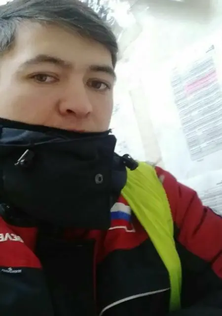 Ахрор из Новосибирска, мне 27, познакомлюсь на одну ночь