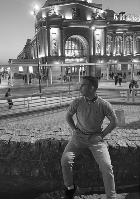 Роман из Коврова, ищу на сайте знакомства без обязательств